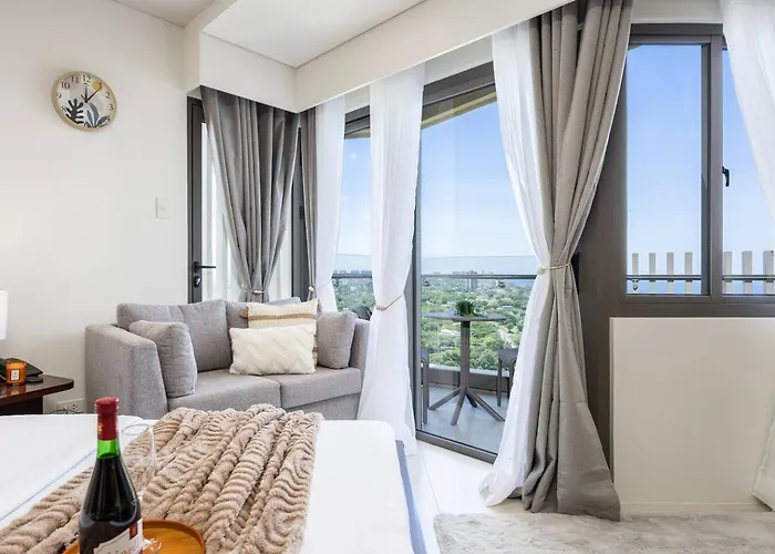 17th-floor Sea View Tambuli Seaside Living Apartment