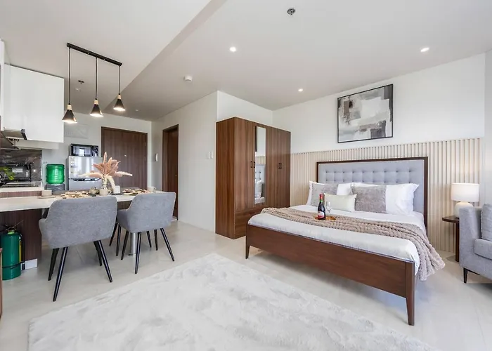 17th-floor Sea View Tambuli Seaside Living *
