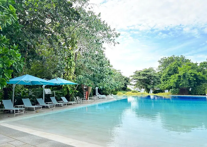 Apartment 17th-floor Sea View Tambuli Seaside Living Lapu-Lapu City